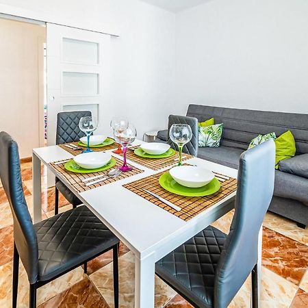 Beautiful Apartment In Cordoba With Kitchenette Eksteriør billede